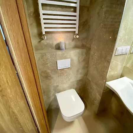 Hotel Amber Port 4*