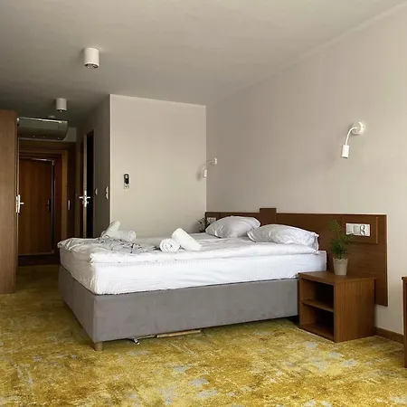 Hotel Amber Port