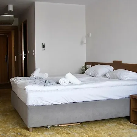 Hotel Amber Port