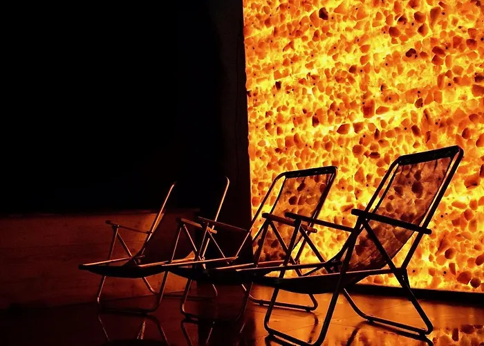 فندق Amber Port 4*