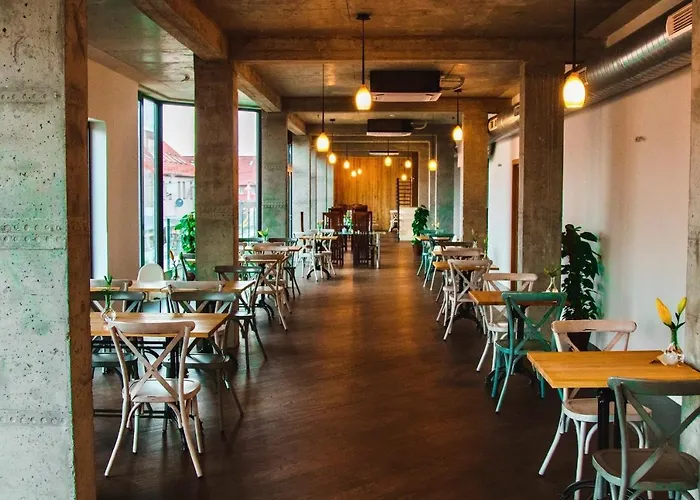 فندق Amber Port 4*