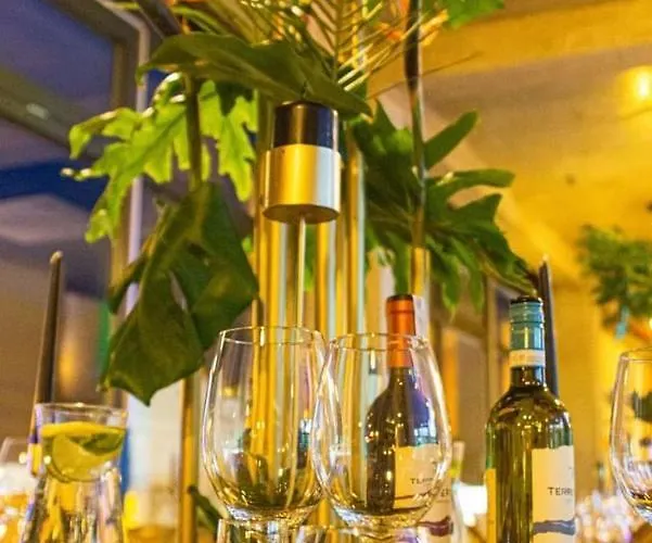 فندق Amber Port دارووفكو