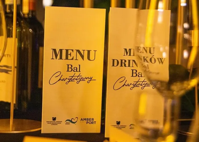 فندق Amber Port 4*